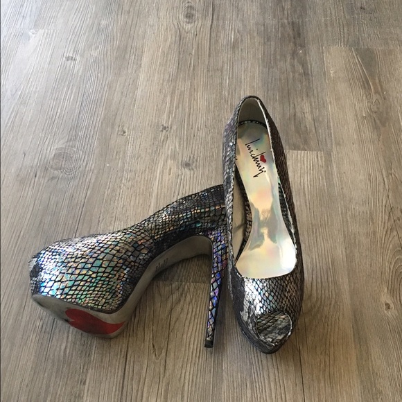 Super Fun Multi-Colored Pumps - Picture 2 of 2