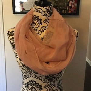 Infinity scarf