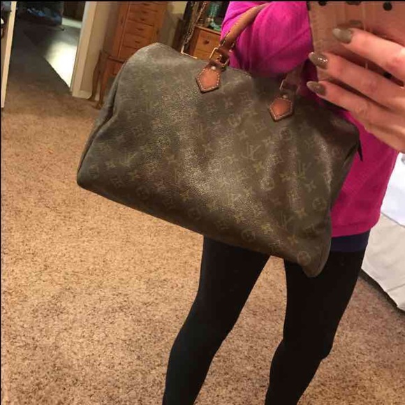 AUTHENTIC VINTAGE Louis Vuitton Speedy 35