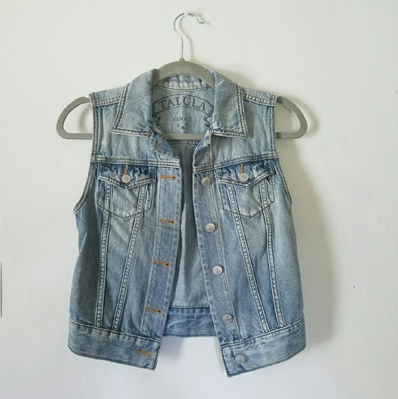 Aritzia Talula Atami Vest