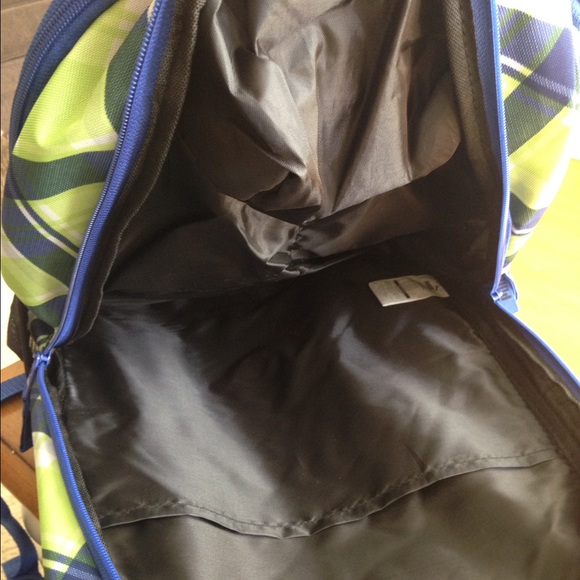 Puma Backpack - Picture 3 of 4