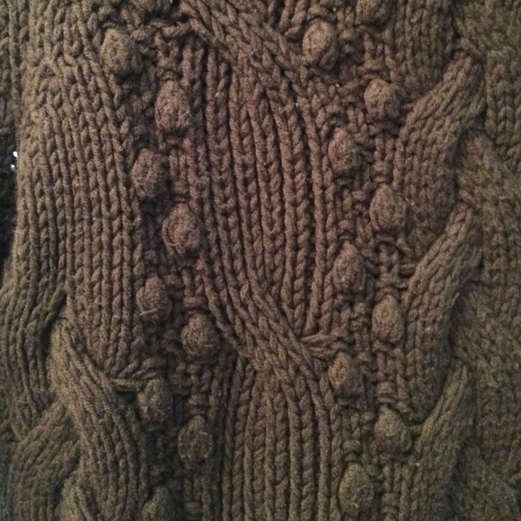 Sweater - Picture 3 of 4