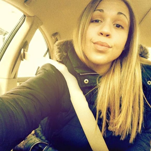 Meet your Posher, Raquel - Picture 1 of 1