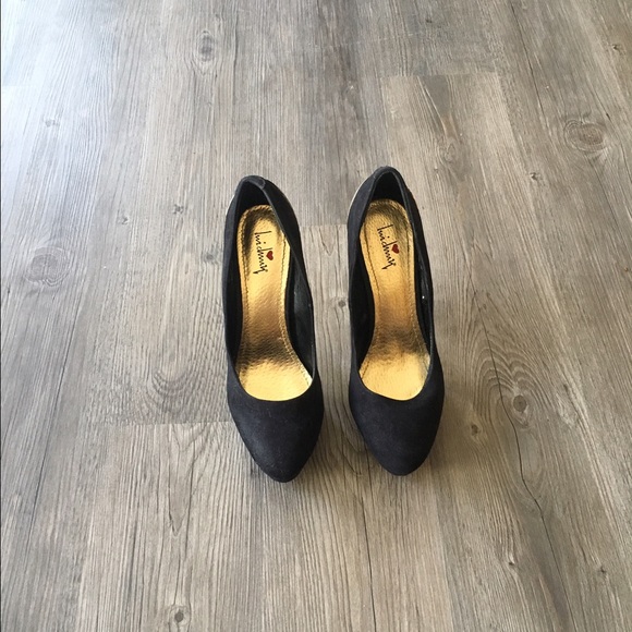 Gold & Black Beauties