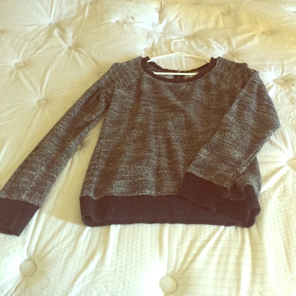 Sweatshirt - Picture 1 of 1