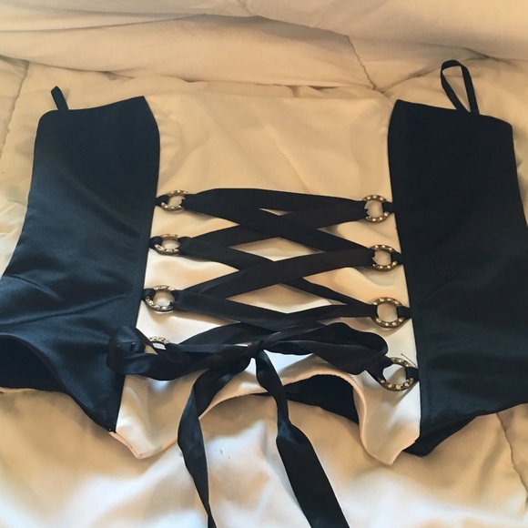 Bustier - Picture 3 of 4