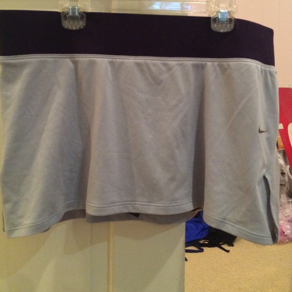 Nike athletic skirt size medium