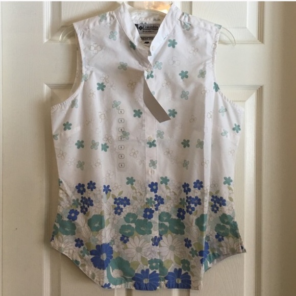 Columbia Sportswear Sleeveless Button Down