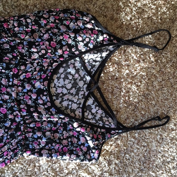 Romper - Picture 2 of 2