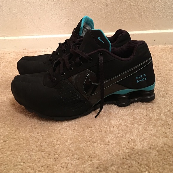 Nike Shox. Size 7Y. Black and bright blue.