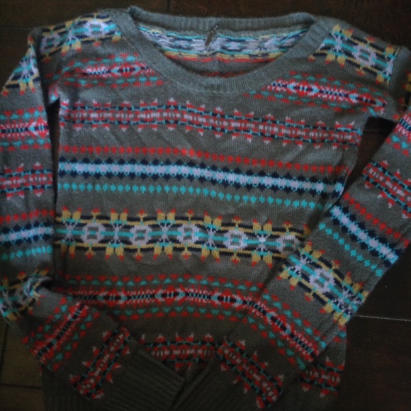 SWEATER