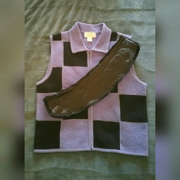 Tally-Go Sweater - Picture 2 of 3