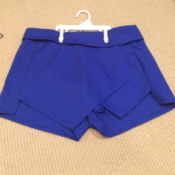 Blue skort