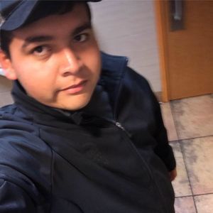 Meet your Posher, Moises