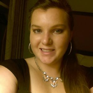 Meet your Posher, Annie