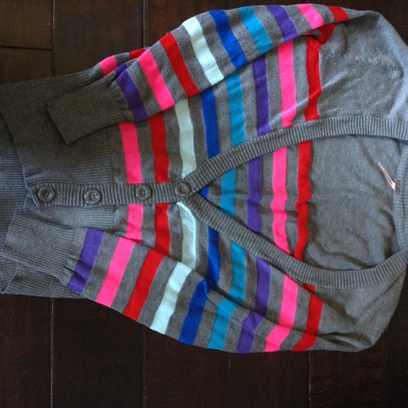 SWEATER