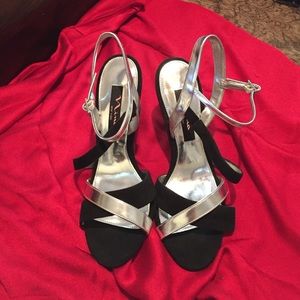 Black/silver Nina Ricci size 7