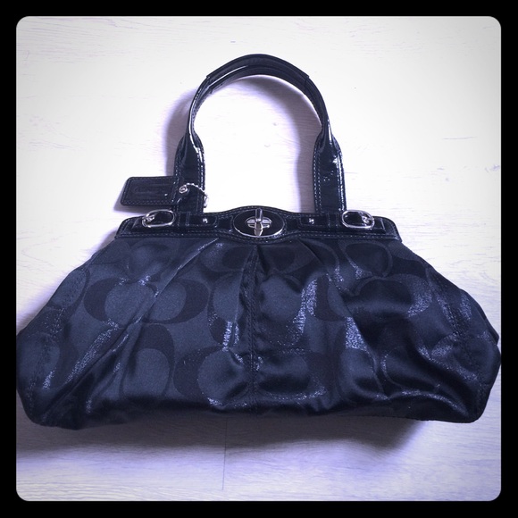 Authentic Coach Purse - Picture 1 of 4