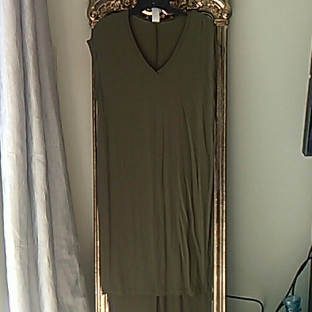 NWOT Army green tunic S/M