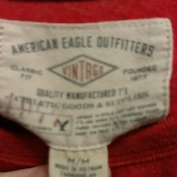 Mens Med American Eagle tshirt