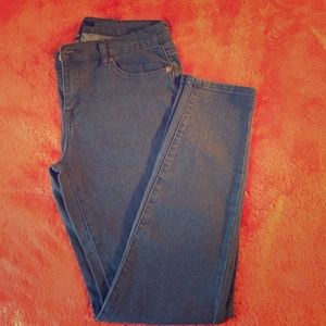 Forever 21 Light Blue Skinny Jeans Size 30