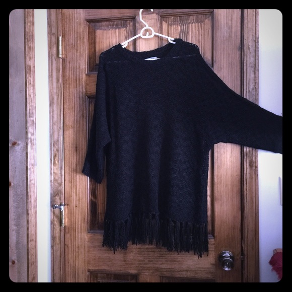 Olivia Sky Black Sweater