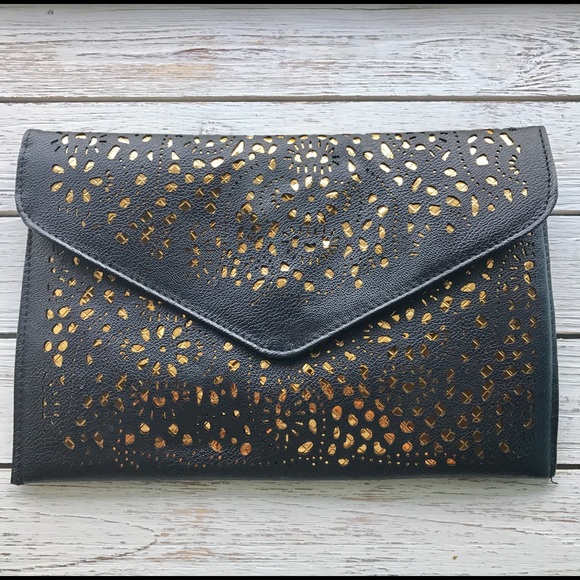 Black and Gold Clutch - Picture 2 of 4