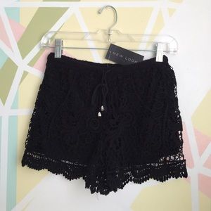 🆕 NEW LOOK crochet shorts