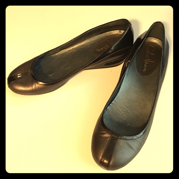 Cole Haan Bronze Flats with NikeAir Tech, Size 8.5