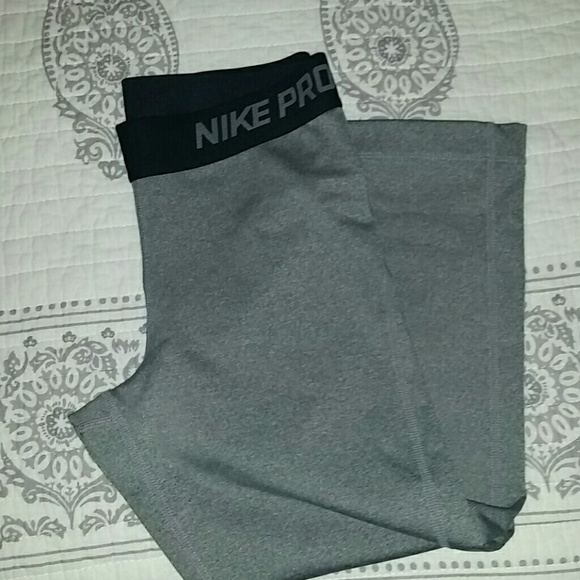 Nike Pro Capri Workout Pants