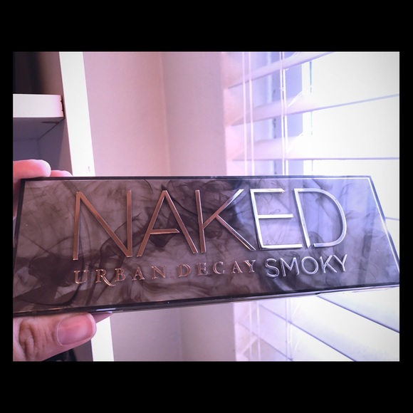 Urban Decay Smoky Palette