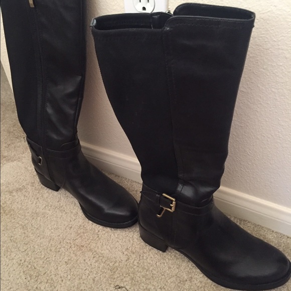 FINAL SALE!! Black boots Franco Sarto