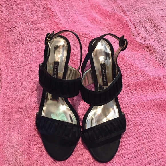 Caparros, black size 6B - Picture 1 of 3