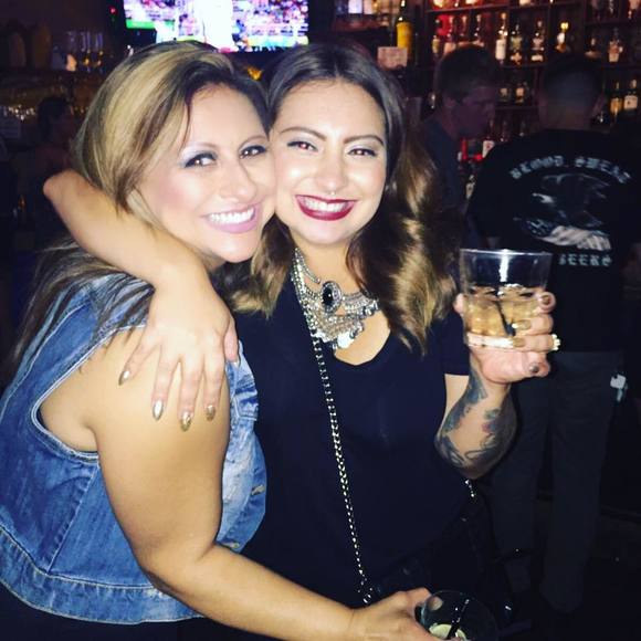 Meet your Posher, Lori - Picture 1 of 1