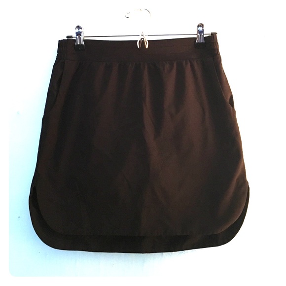Athleta skort with high low hemline