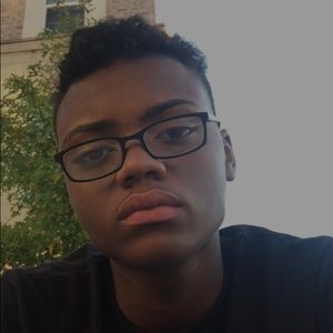 Meet your Posher, Christian