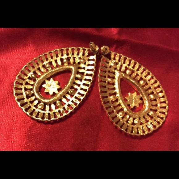 Statement earrings - Picture 2 of 4