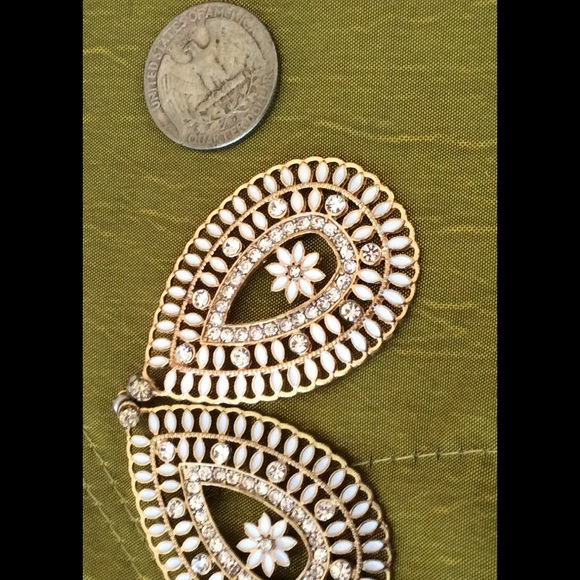 Statement earrings - Picture 4 of 4