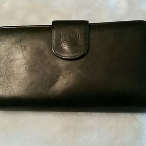 Black Leather Zipper Wallet with Checkbook