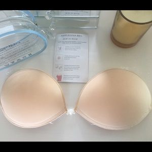 Sticky bra - nude color