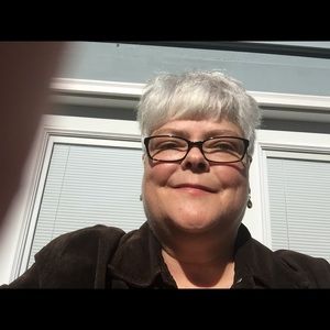 Meet your Posher, Sandy