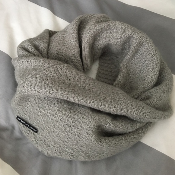 Cheap Monday brand warm Gray scarf