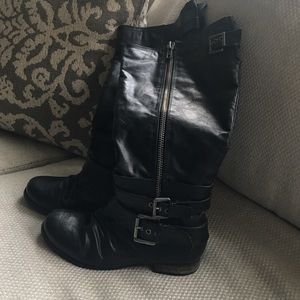 Carlos Santana wide calf 7.5 black boots