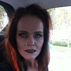 Meet your Posher, Shana