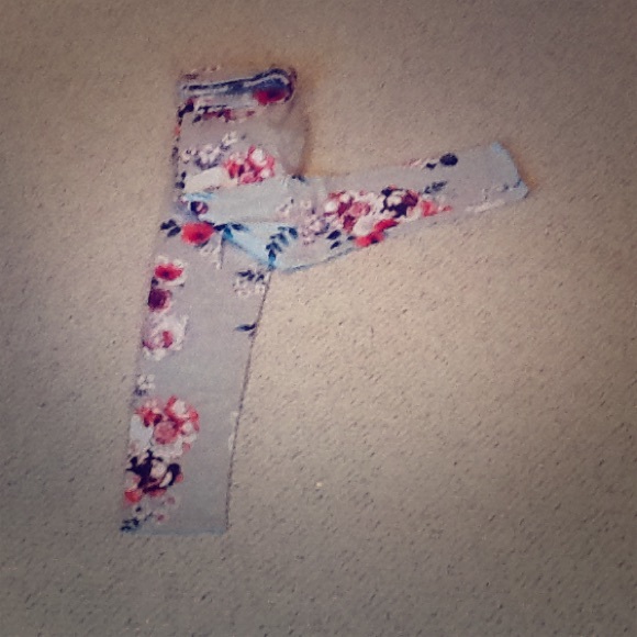 Printed leggings from American Eagle.