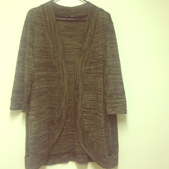 3 quarter length sleeve cardigan