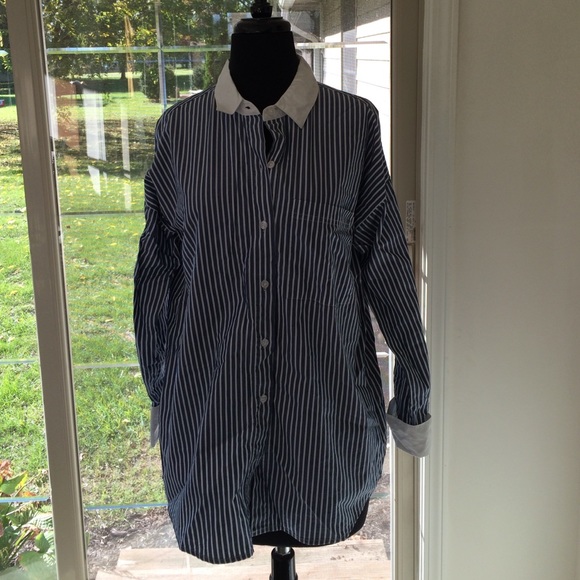 Women's Boyfriend Fit Button Up