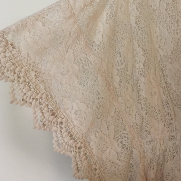 Lace poncho top - Picture 2 of 3