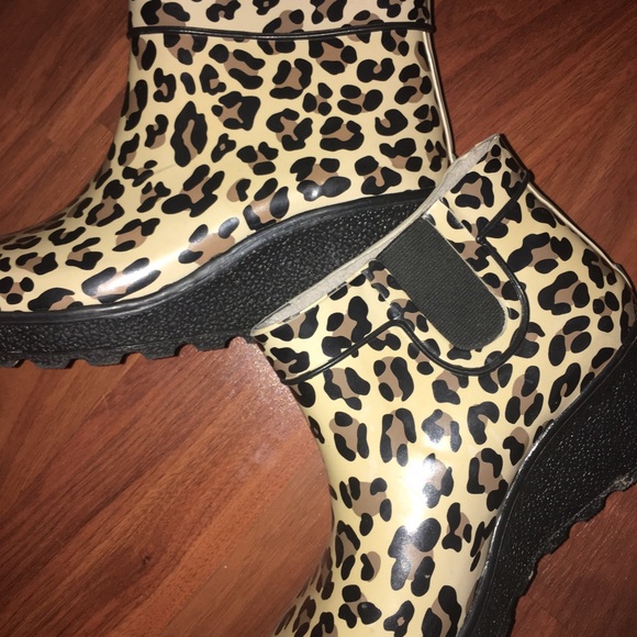 Wedge sperry rain booties