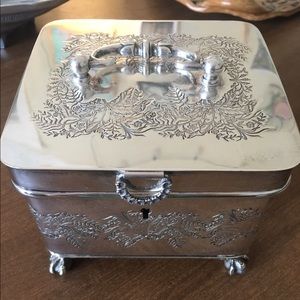 Exquisite antique silver jewelry box!